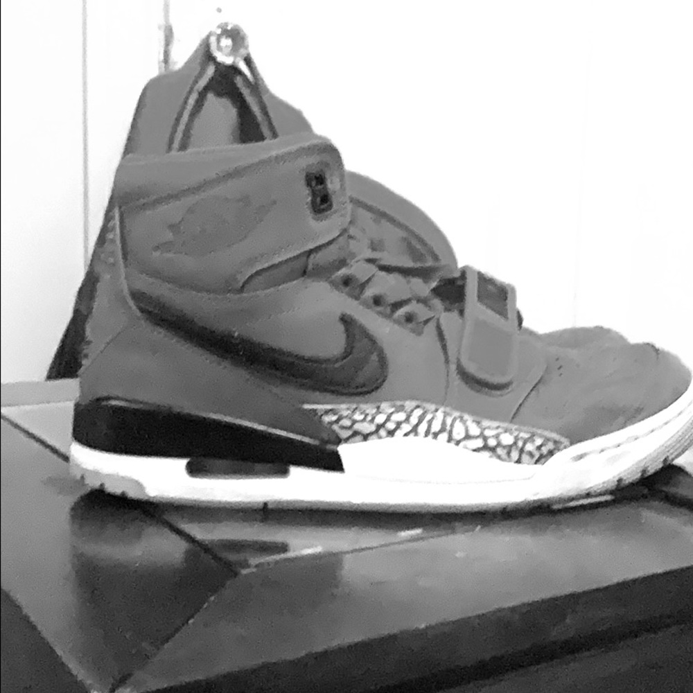 Jordan legacy 312